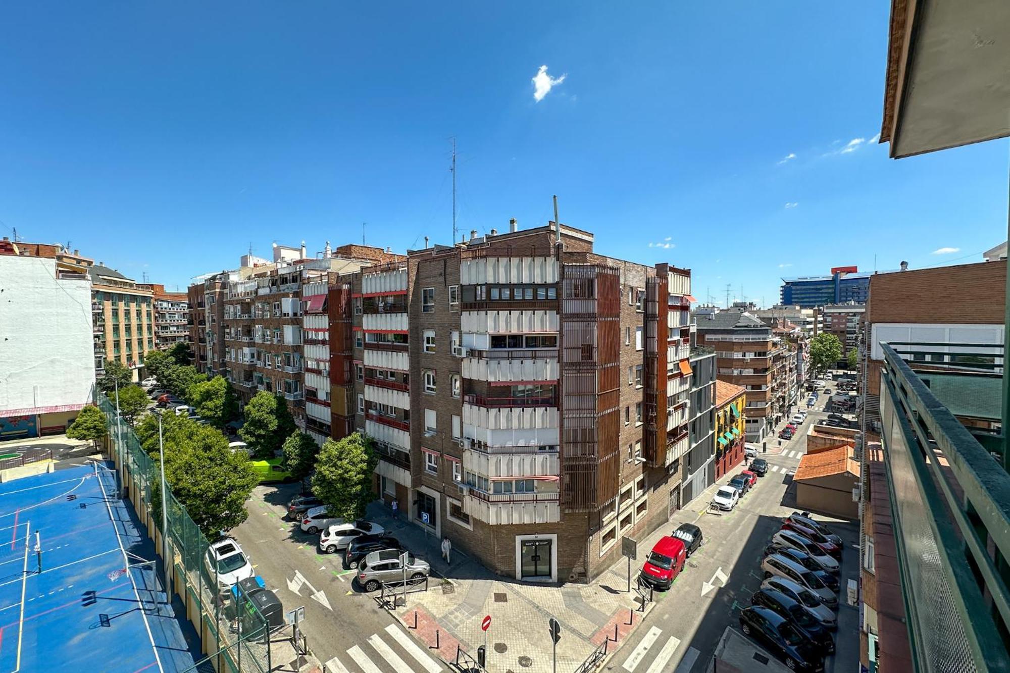 Luminoso Apartamento Turistico En Chamartin Madrid Exterior photo